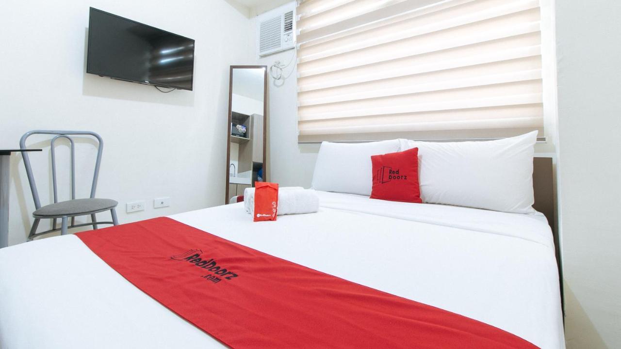 Reddoorz Plus @ Urban Deca Tower Edsa 2 Mandaluyong Eksteriør bilde