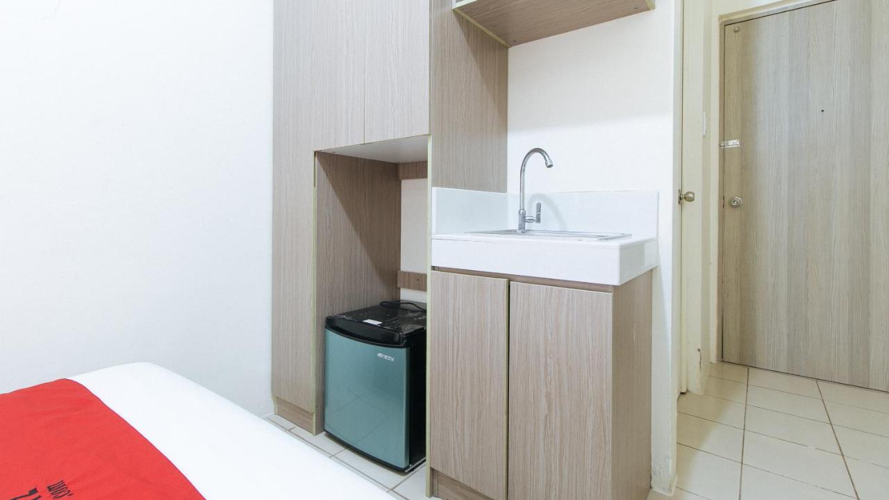 Reddoorz Plus @ Urban Deca Tower Edsa 2 Mandaluyong Eksteriør bilde