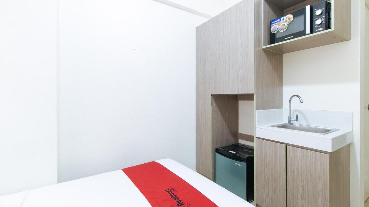 Reddoorz Plus @ Urban Deca Tower Edsa 2 Mandaluyong Eksteriør bilde