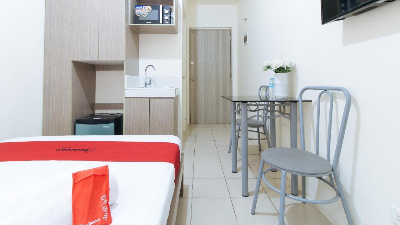 Reddoorz Plus @ Urban Deca Tower Edsa 2 Mandaluyong Eksteriør bilde